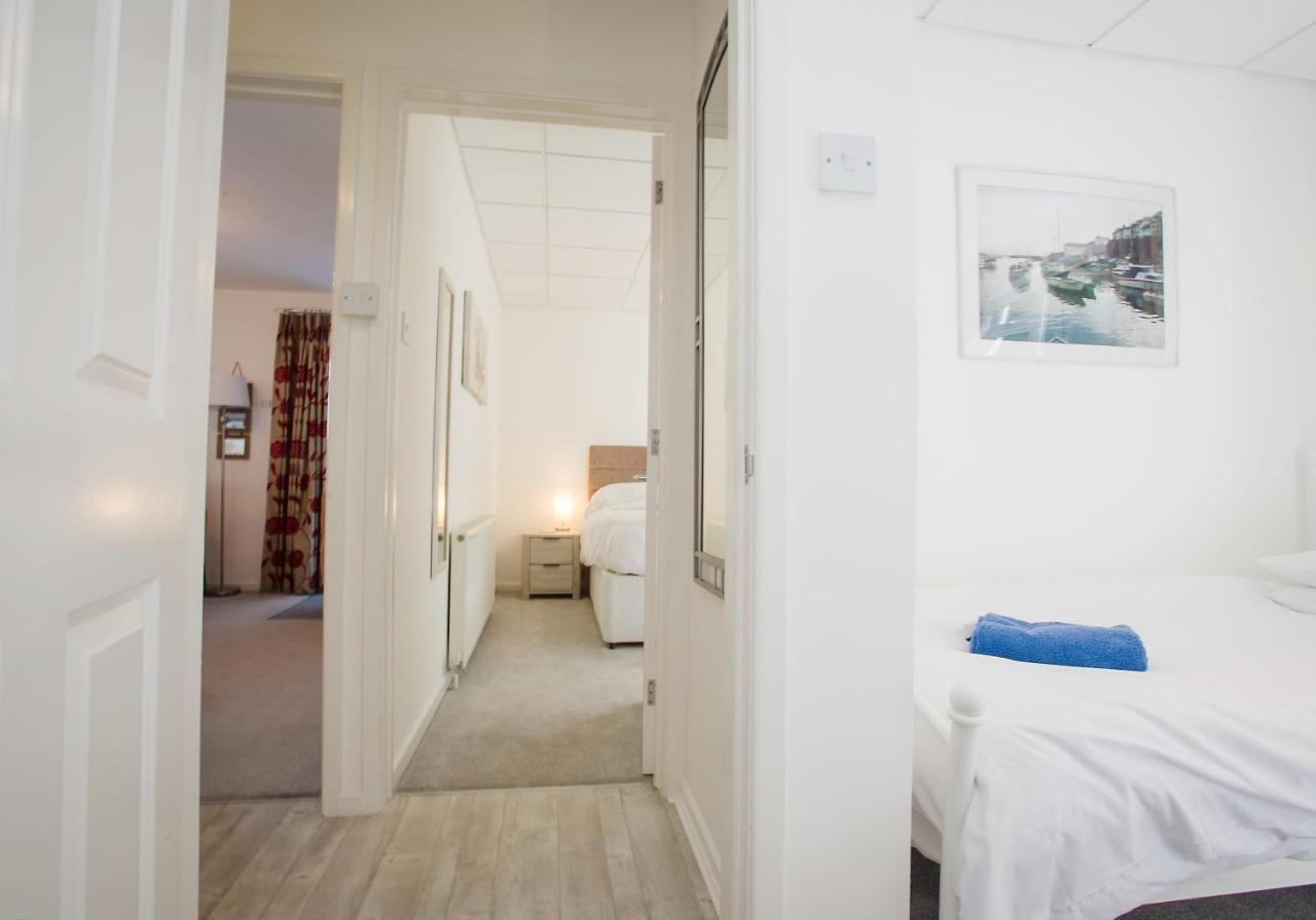 Harbour Apartment At 6 Dolphin Court With Parking Brixham Dış mekan fotoğraf